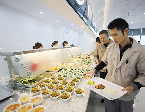 員工吃住行，公司大關懷丨易高家居下塘基地新食堂正式啟用！