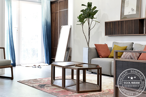 全屋定制96m²小三房如何在不經(jīng)意間隔出辦公區(qū)?